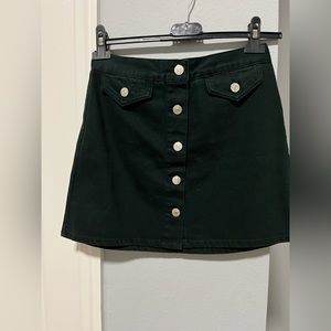 Forever 21 falda corta hunter green talla S.